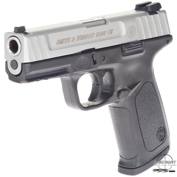 Smith & Wesson SD40 VE 40 S&W Full-Sized 14-Round Pistol