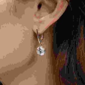 Latch Crystal Earing