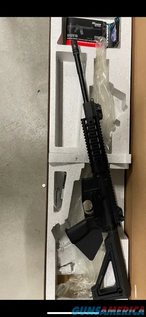 san-antonio-homeowner-stops-threat-with-shots-through-the-door