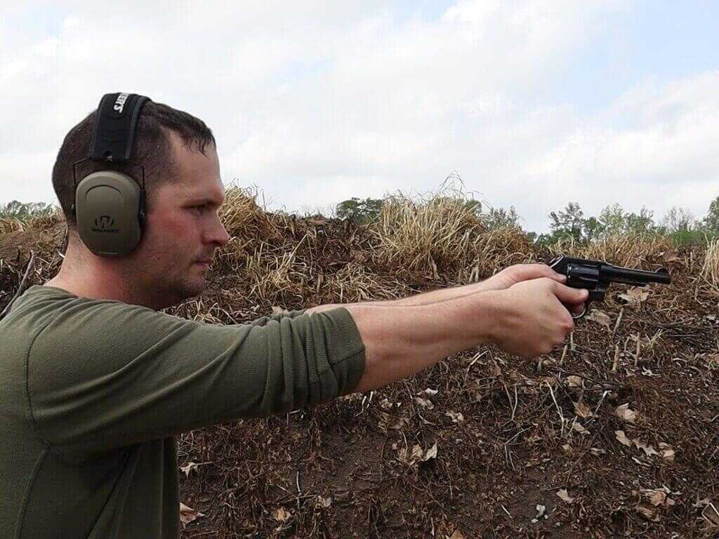 smith-&-wesson-model-10-is-back!-full-review