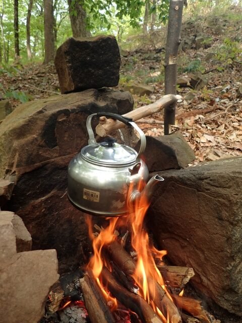 hang-your-cookpot-like-a-champ!