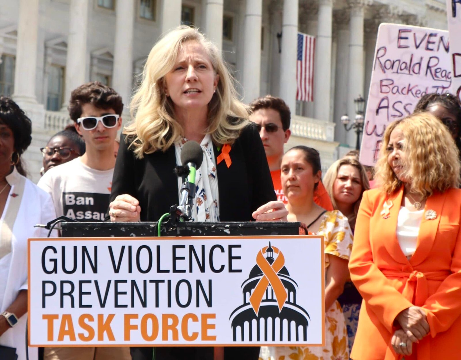 spanberger’s-attacks-on-2nd-amendment-should-galvanize-gun-owners-to-unite-against-her