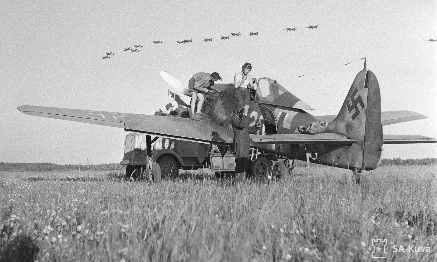 maintenance crews service Focke-Wulf Fw 190