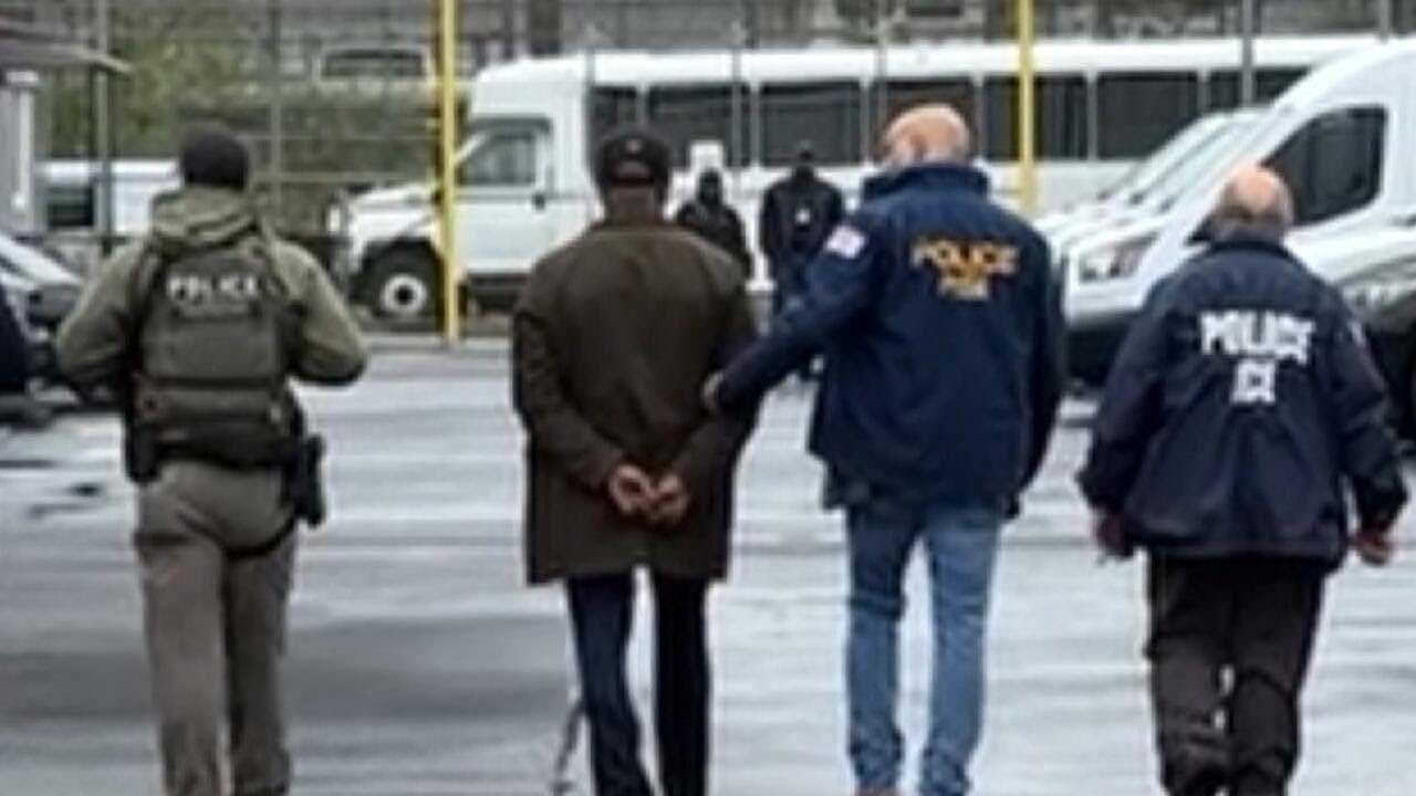 gun-grabbing-nj-democrats-arrested-after-storming-ice-illegal-immigrant-detention-center